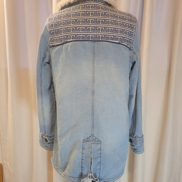 Free People, Women's Light Blue Denim Jacket with Faux Shearling, Size M - Picture 6 of 13